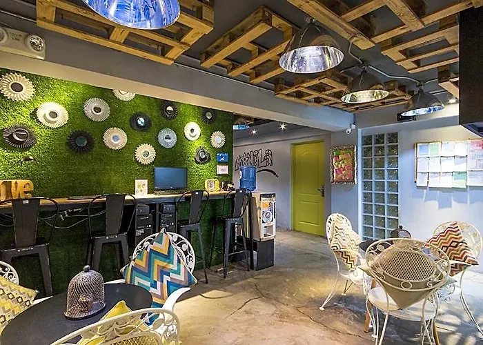 فندق Bgc Boutique And Dorm Inc. 3*